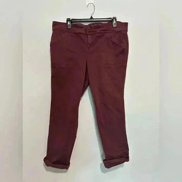 TORRID Womens Plus Size 14 Crop Jeans With Pockets Zipper Up - Picture 1 of 5